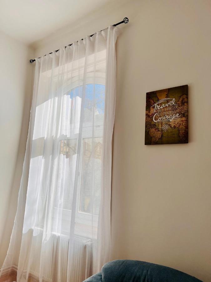 Apartment Friends Central Oradea Ngoại thất bức ảnh
