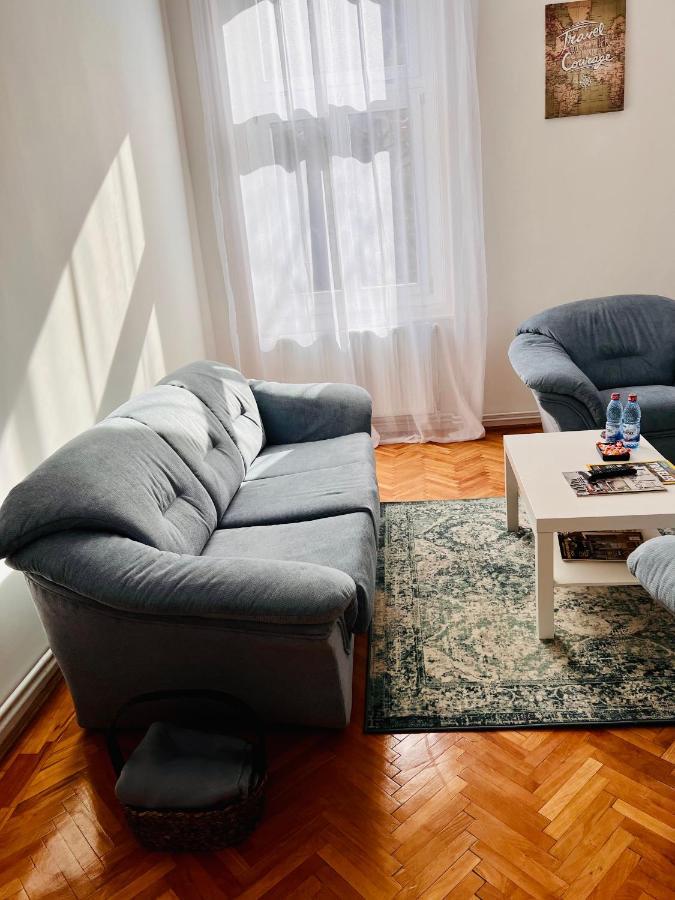 Apartment Friends Central Oradea Ngoại thất bức ảnh